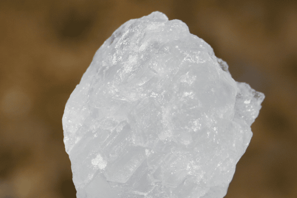 L’aluminium de la pierre d’Alun est-il dangereux ?